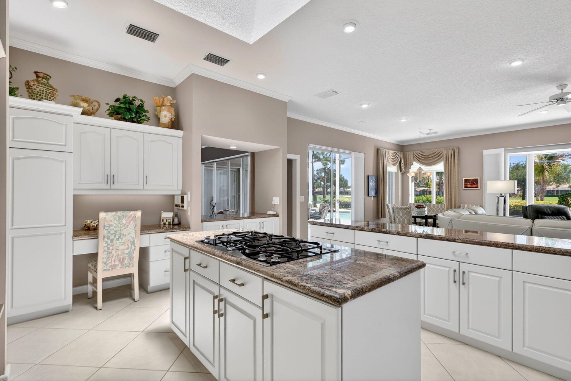 6711 SE Barrington Drive, Stuart, FL 34997 Photo