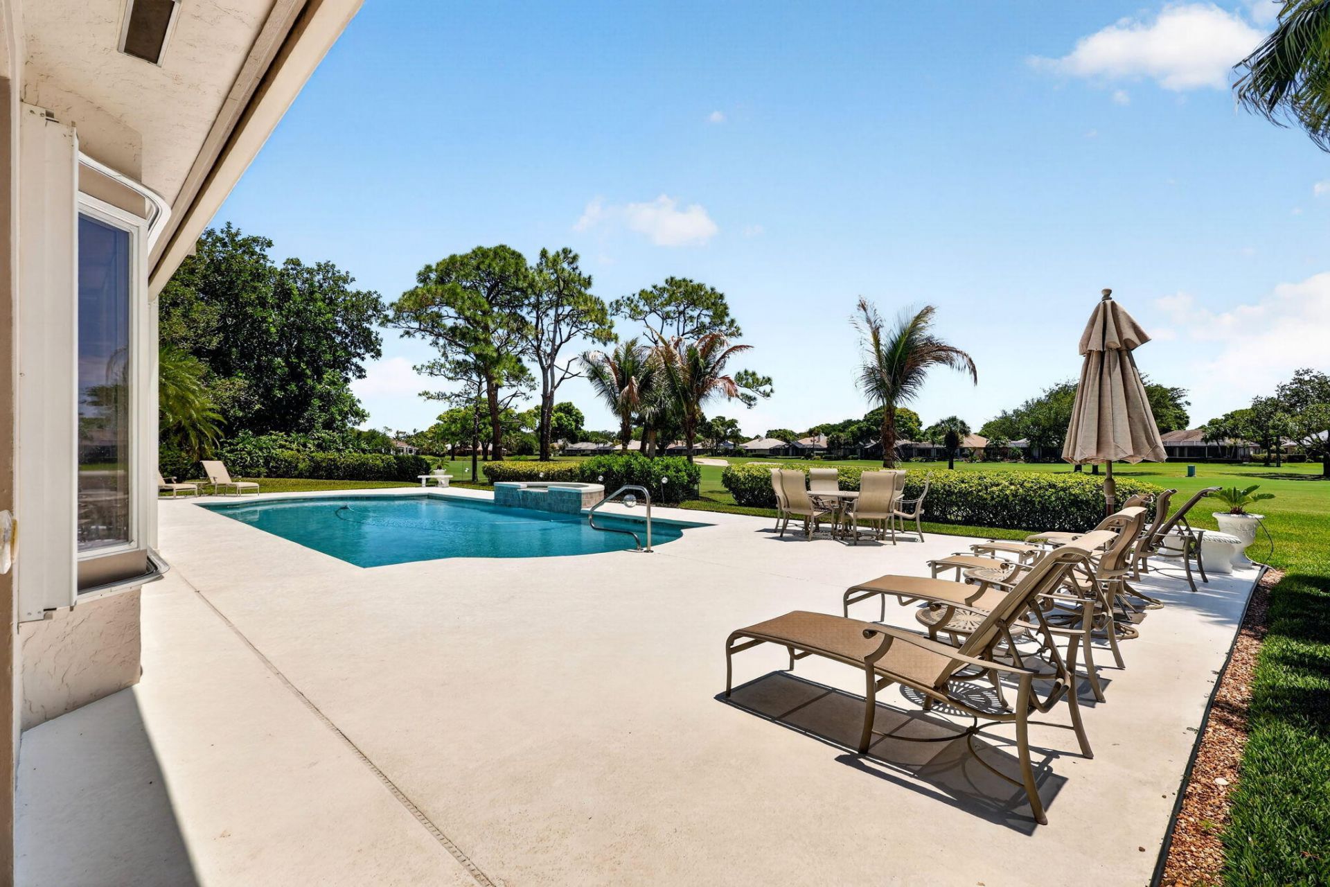6711 SE Barrington Drive, Stuart, FL 34997 Photo