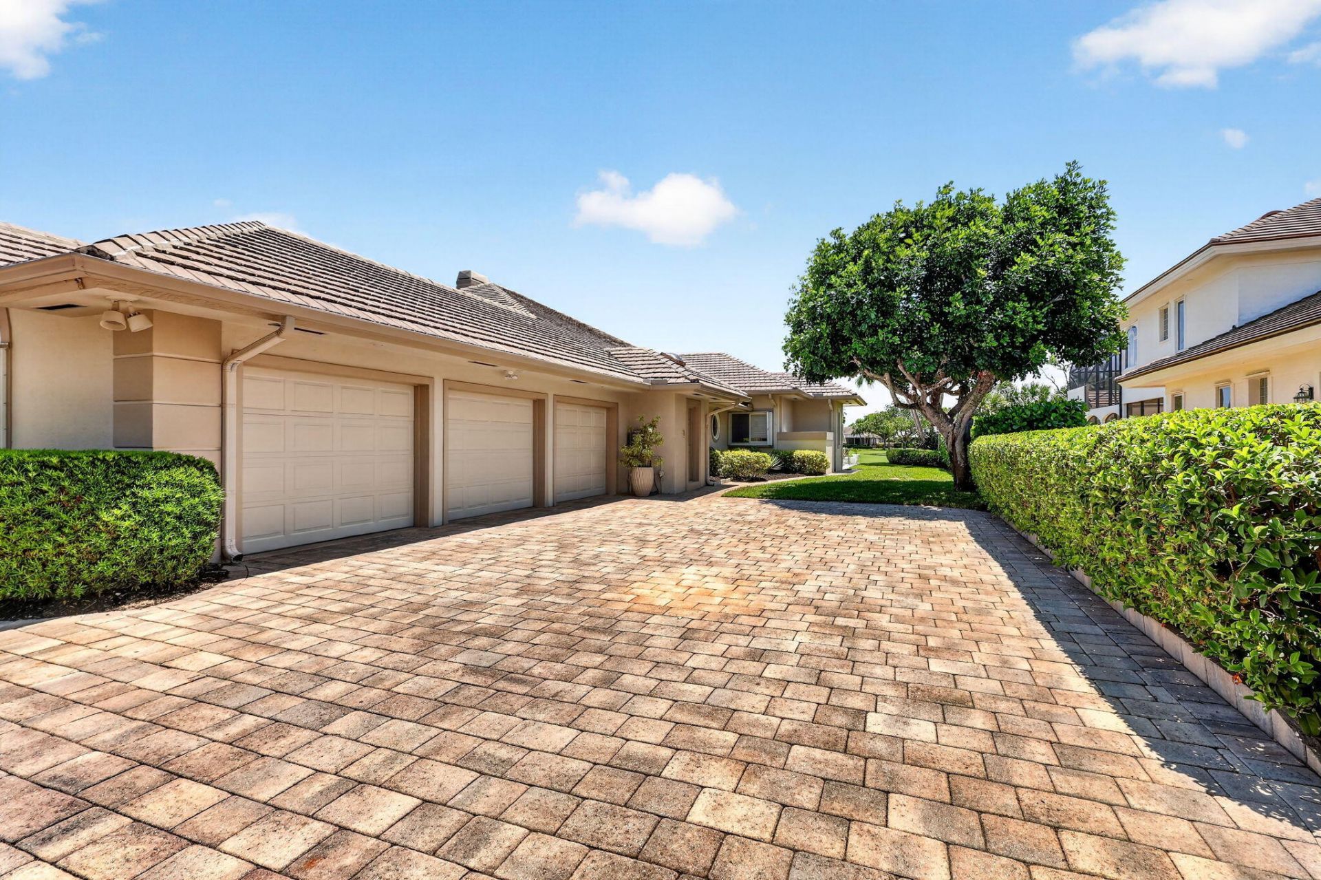 6711 SE Barrington Drive, Stuart, FL 34997 Photo