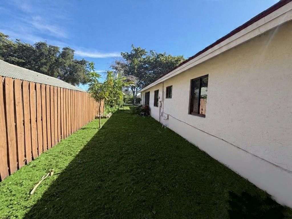 1512 NW 93rd Terrace, Coral Springs, FL 33071 Photo