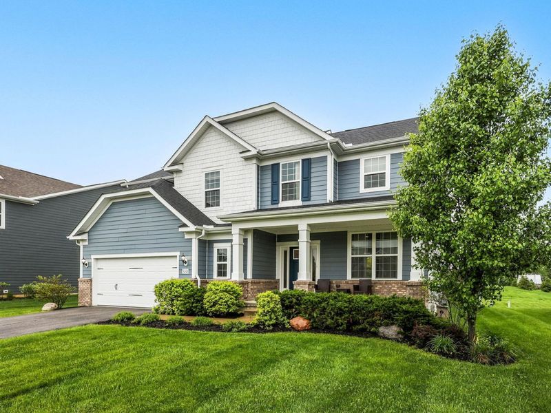 5203 Meadowsview Lane , Hilliard, OH 43026 Photo 2
