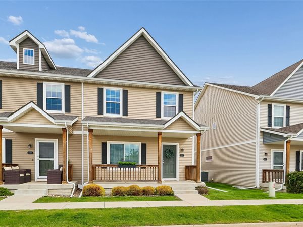 537 Kingston Avenue, Norwalk, IA 50211