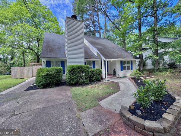 285 Edgewater Drive, Macon, GA 31220