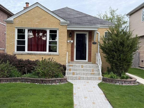 5705 S Nottingham Avenue , Chicago, IL 60638