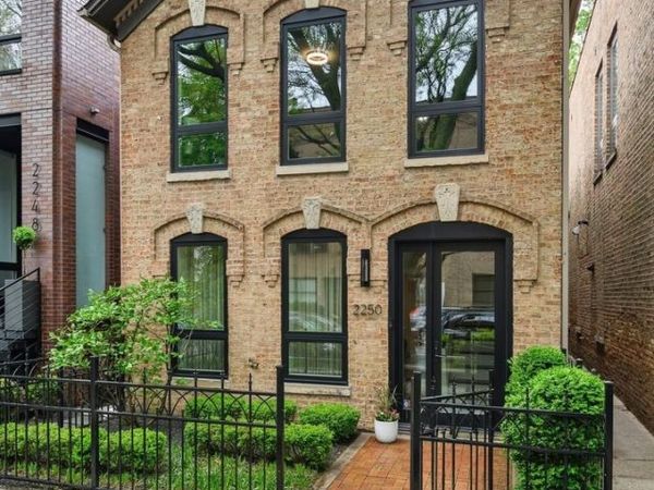 2250 N WAYNE Avenue , Chicago, IL 60614