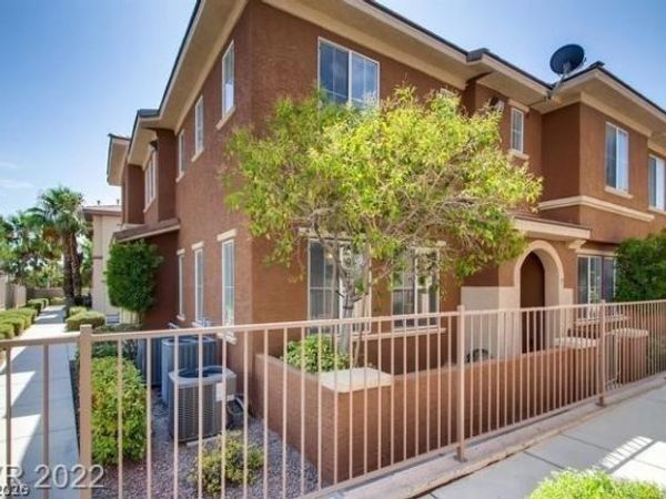 10210 Deerfield Beach Avenue , Unit 102, Las Vegas, NV 89129