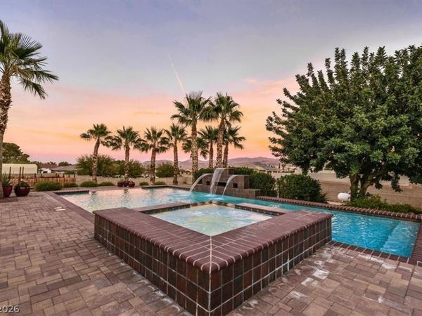 928 Santa Helena Avenue, Henderson, NV 89002