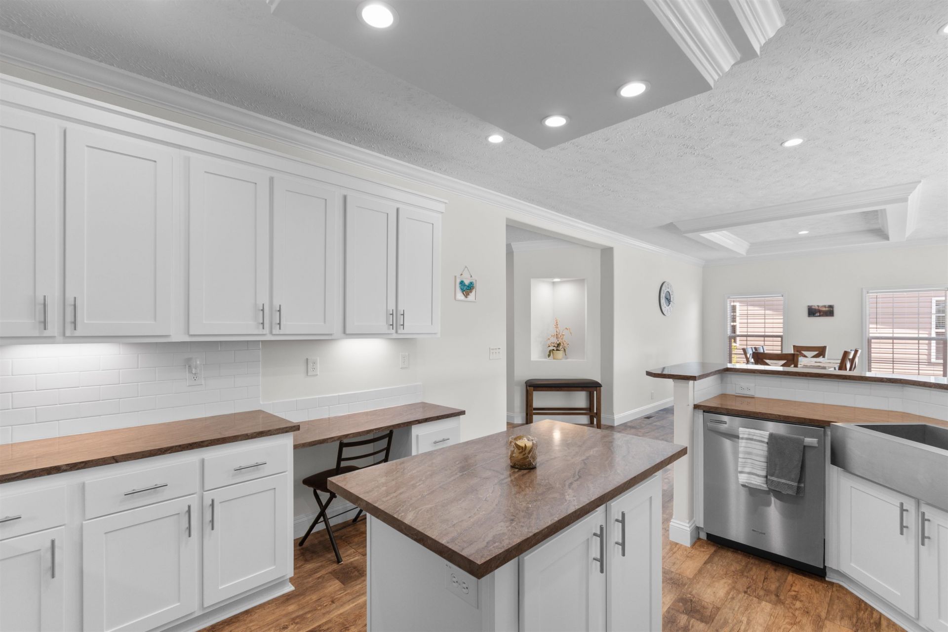 4037 Bubeck Dr. Photo 9