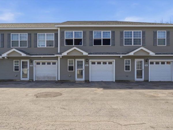 9 Racine Road, Unit 105, Milton, VT 05468