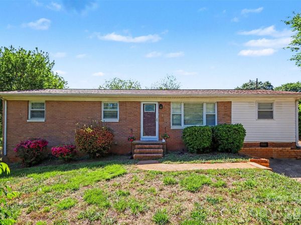 1907 Alpine Lane , Gastonia, NC 28054