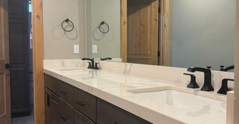 1077 Marjorie Street, South Lake Tahoe, CA 96150 Photo