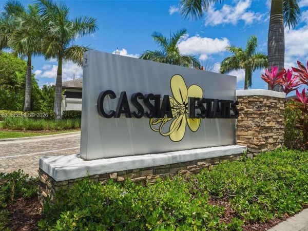 3141 Poinciana St , Lauderdale Lakes, FL 33311