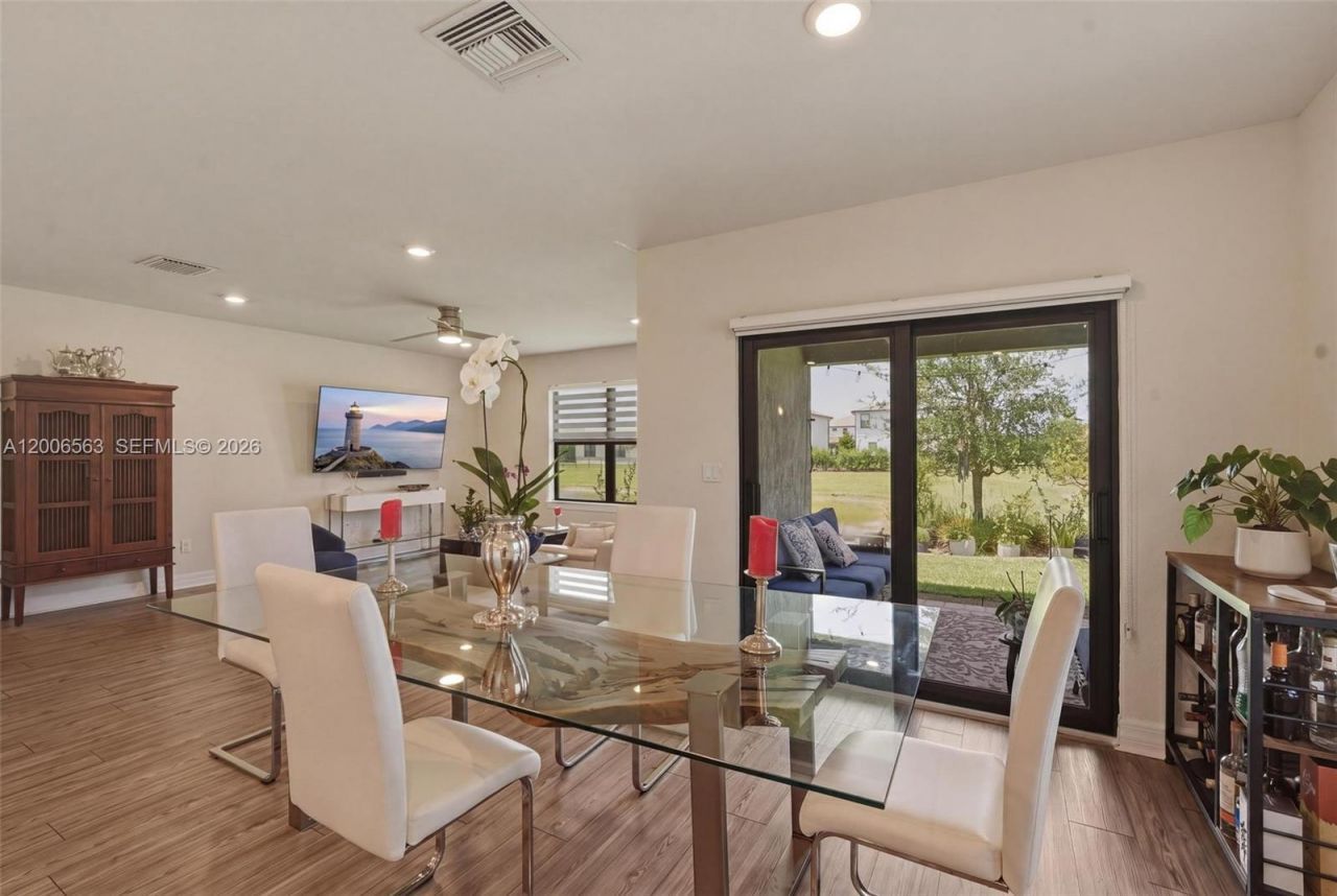 3141 Poinciana St, Lauderdale Lakes, FL 33311 Photo