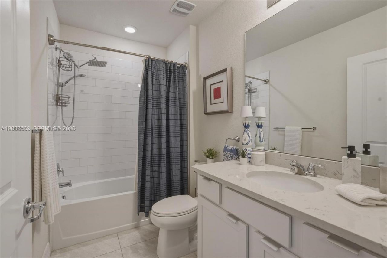3141 Poinciana St, Lauderdale Lakes, FL 33311 Photo