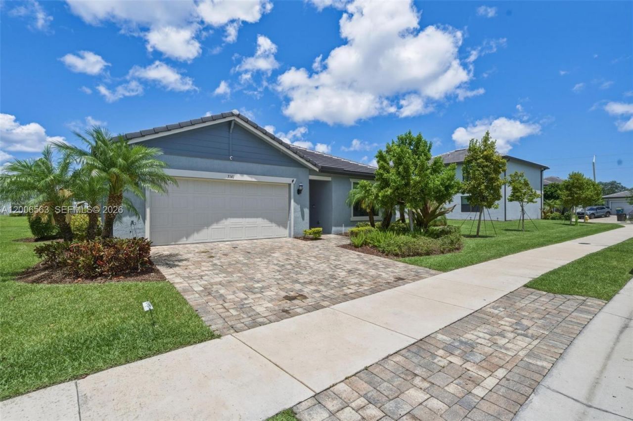 3141 Poinciana St, Lauderdale Lakes, FL 33311 Photo