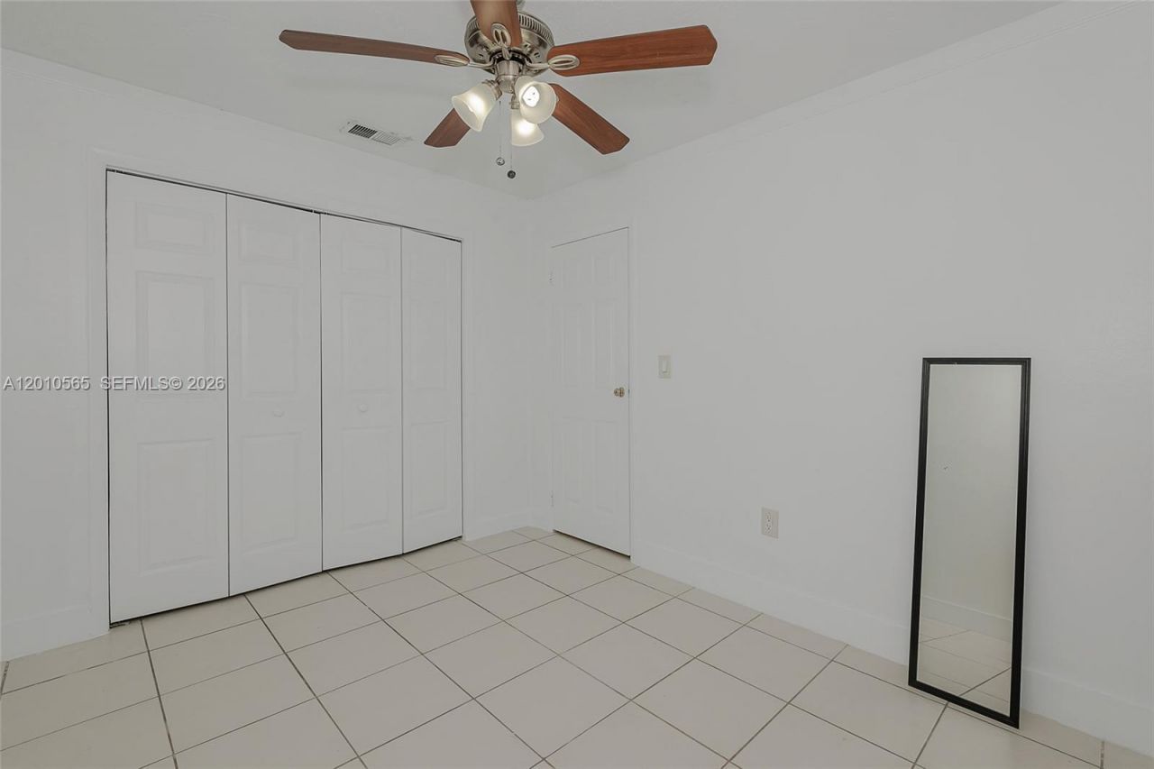 8690 NW 24th Pl , Sunrise, FL 33322 Photo