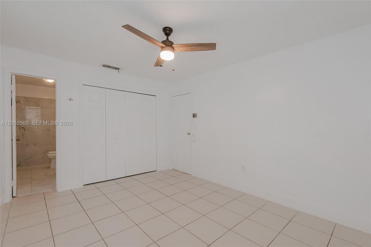 8690 NW 24th Pl , Sunrise, FL 33322 Photo