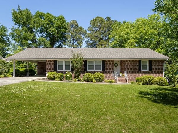 214 High St, Russellville, AL 35653