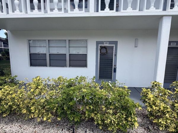 209 Newport M, Unit 209, Deerfield Beach, FL 33442