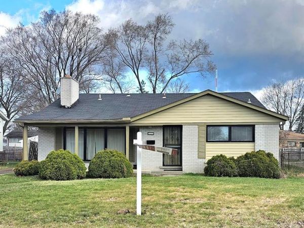16024 Stratford Drive, Southfield, MI 48075
