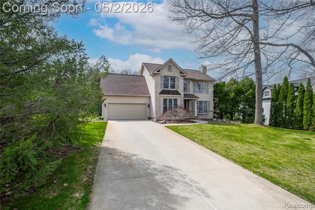 16148 Valcrest Drive, Fenton Township, MI 48451 Main Photo