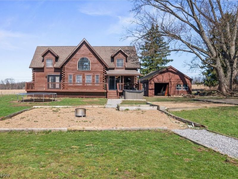 4911 Miller Road, Lowellville, OH 44436 Photo 1