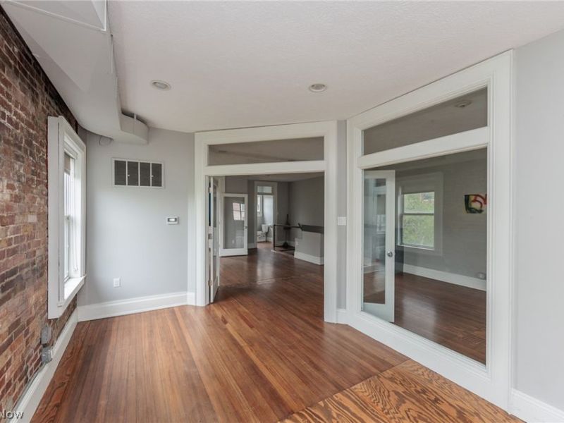 380 S Main Street, Unit B, Akron, OH 44311 Photo 21