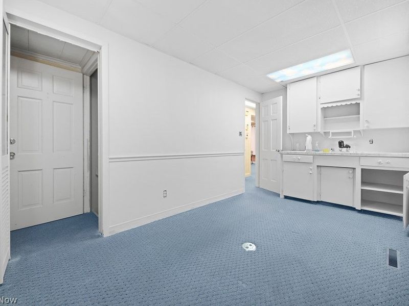 1077 W State Street, Alliance, OH 44601 Photo 13