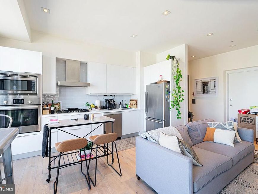 240 N 2nd Street, Unit 4W, Philadelphia, PA 19106 Main Photo