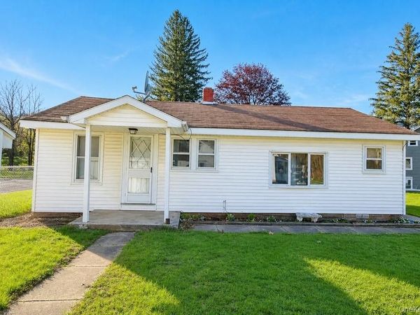 11 Irish Cape Road, Napanoch, NY 12458