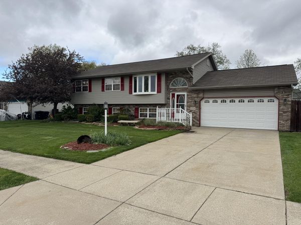 6320 Savannah Avenue, Portage, IN 46368