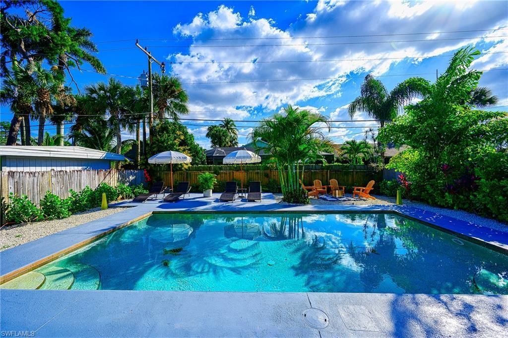 810 103rd Ave N, Naples, FL 34108 Photo