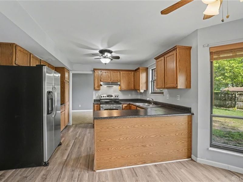 8774 Cheers Circle, Huber Heights, OH 45424 Photo 11