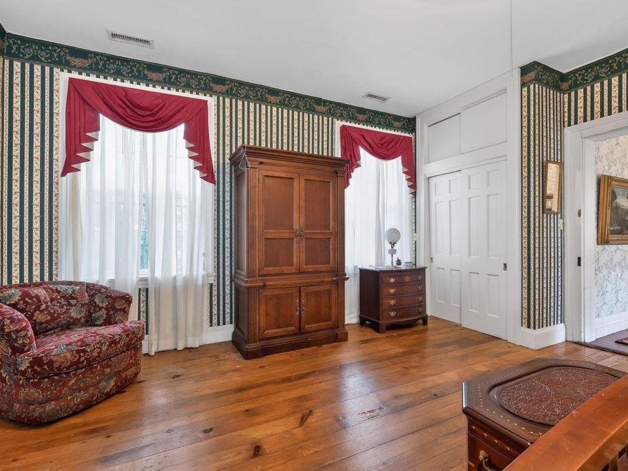 Property Image 36