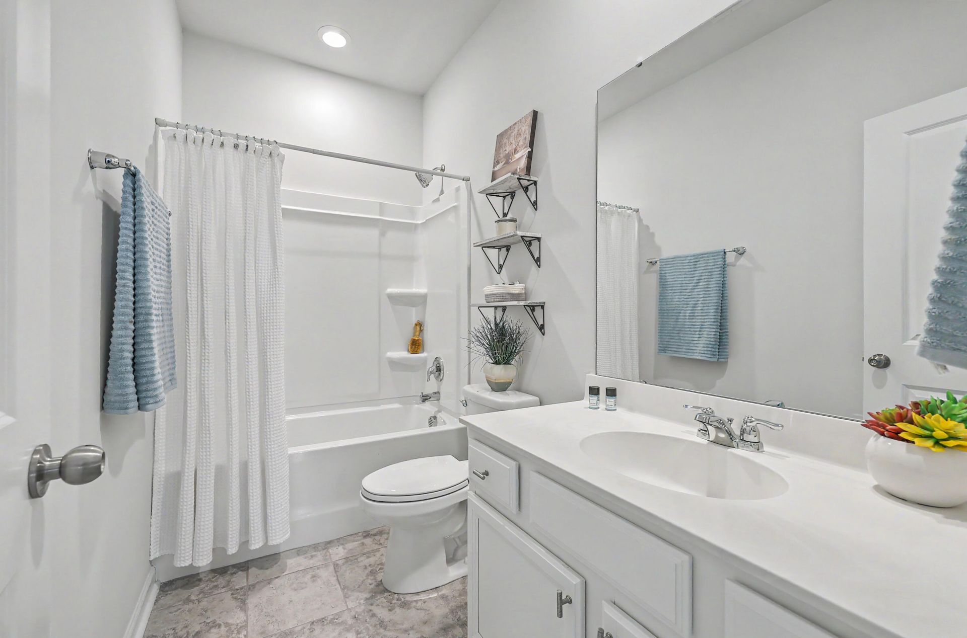 404 Philbrick Drive Photo 13