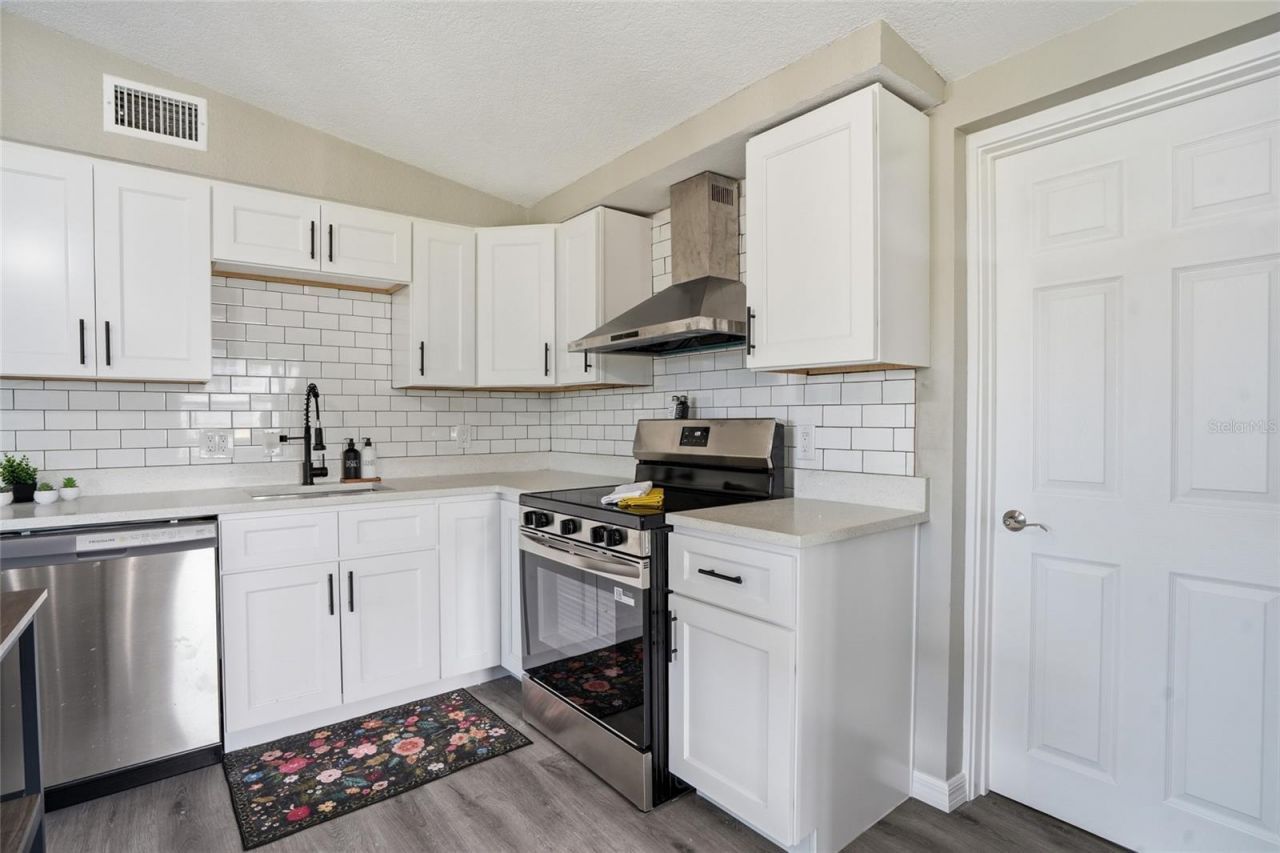4021 Eagle Nest Drive , Hernando Beach, FL 34607 Photo