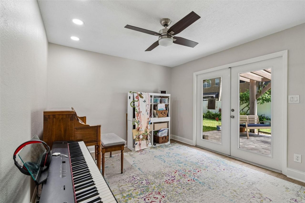 2920 W Ellis Drive, Tampa, FL 33611 Photo