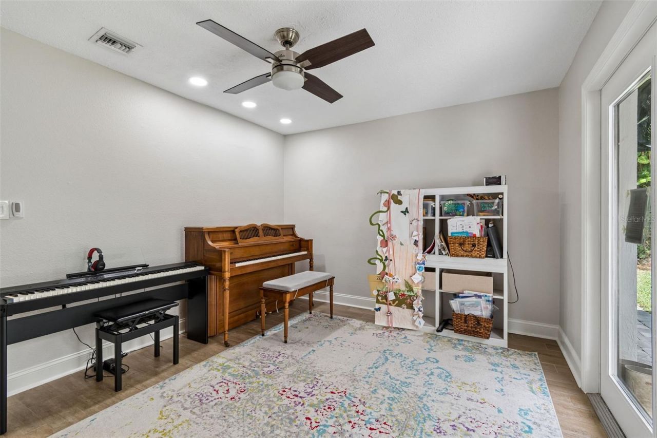 2920 W Ellis Drive, Tampa, FL 33611 Photo