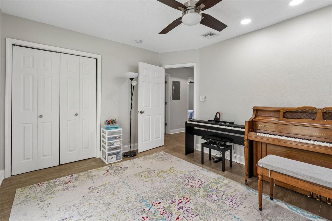 2920 W Ellis Drive, Tampa, FL 33611 Photo