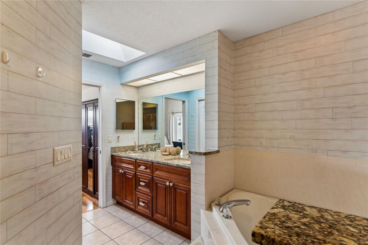 1018 Castille Drive , Spring Hill, FL 34608 Photo