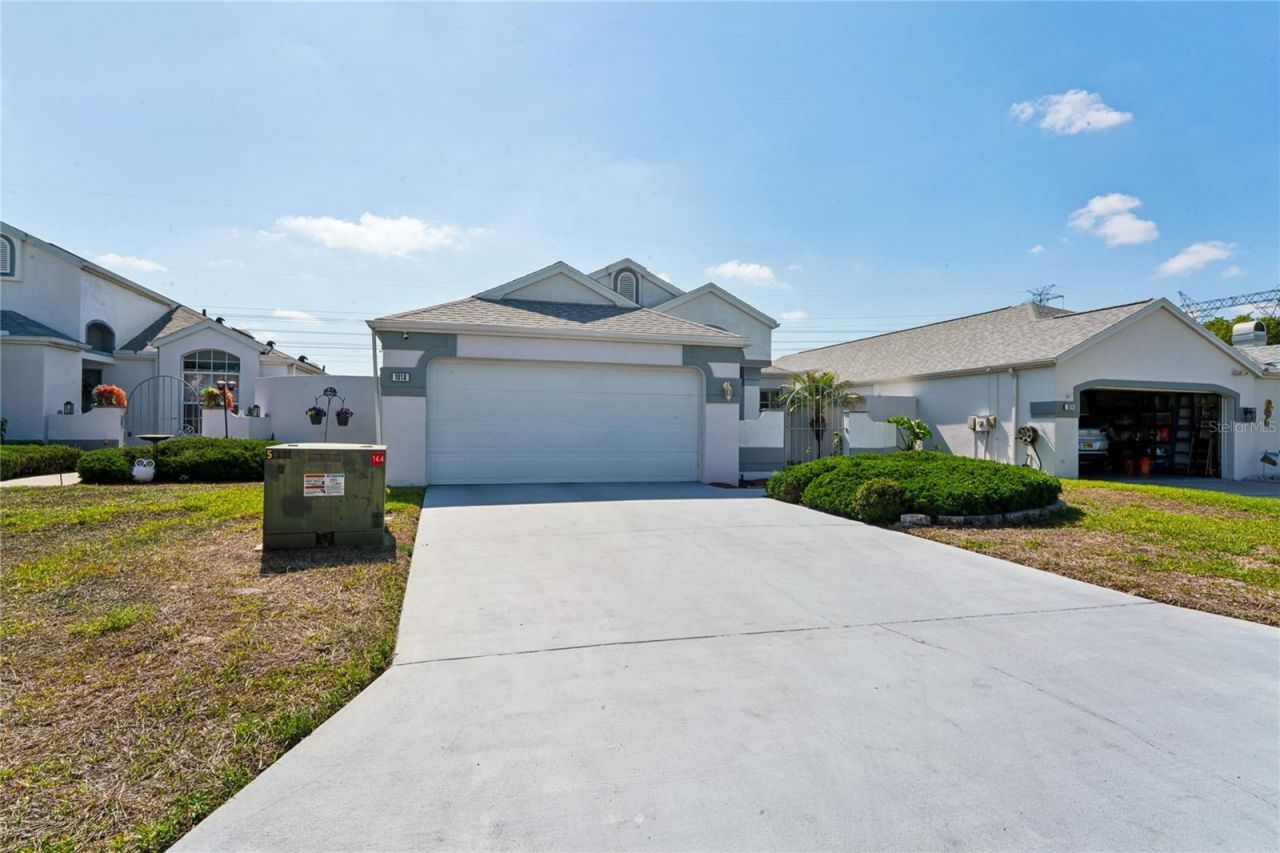 1018 Castille Drive , Spring Hill, FL 34608 Photo