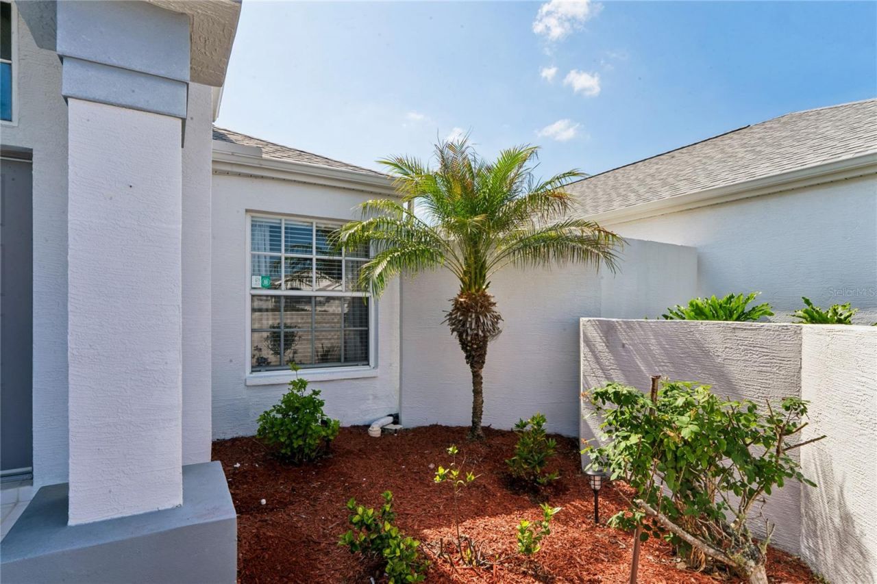 1018 Castille Drive , Spring Hill, FL 34608 Photo