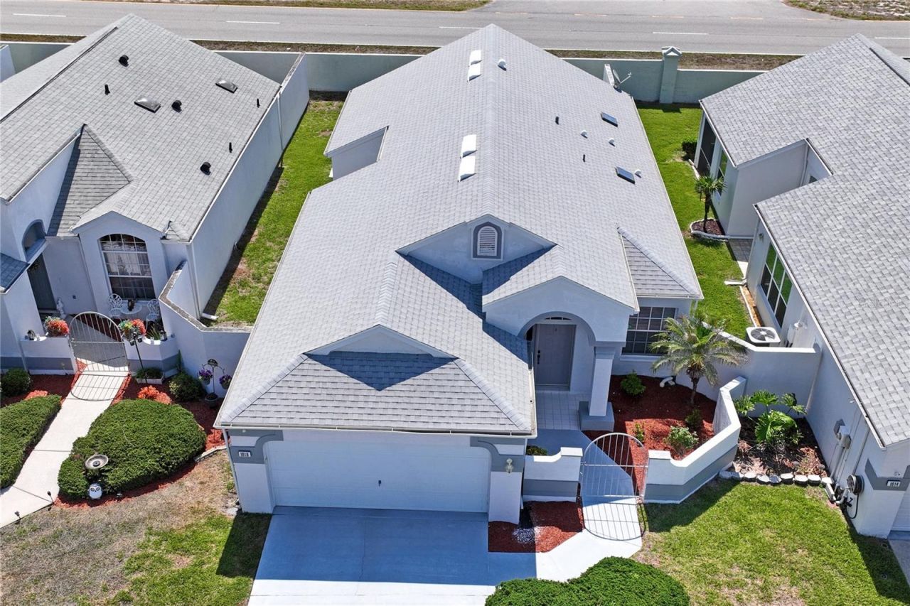 1018 Castille Drive , Spring Hill, FL 34608 Photo
