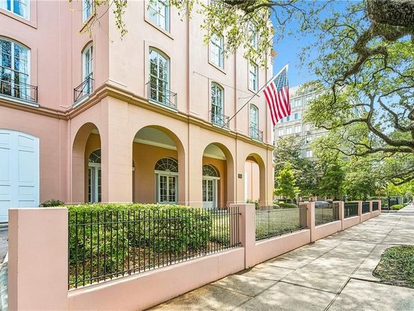 2434 SAINT CHARLES Avenue, Unit 501, New Orleans, LA 70130