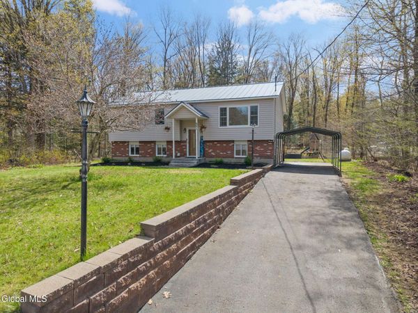 521 N Creek Road, Greenfield Center, NY 12833