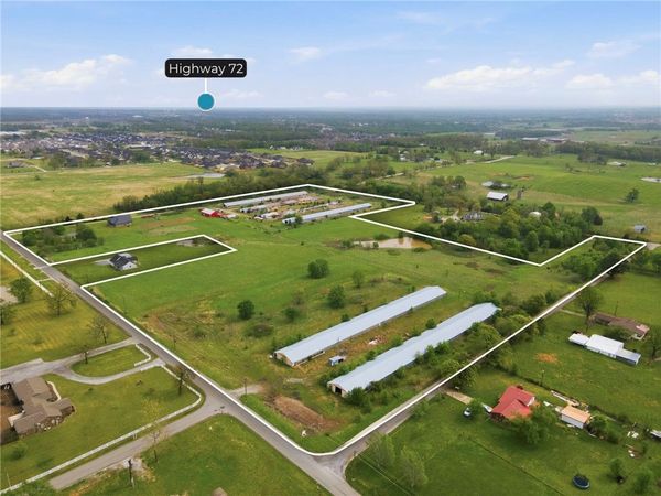 8778 Tycoon Road , Bentonville, AR 72713