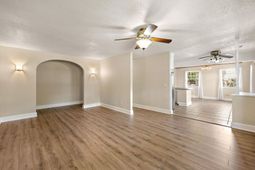 13 Joyce Avenue photo 4