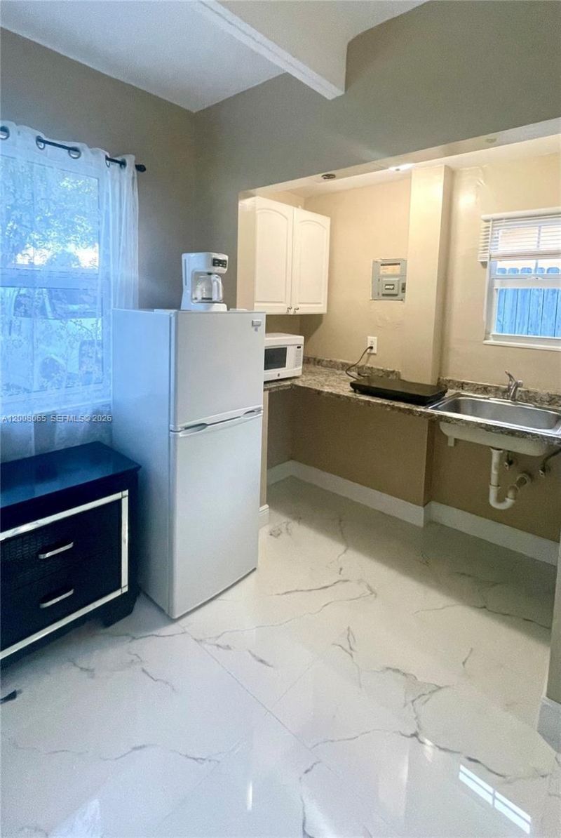 1537 NE 30th Ct , Pompano Beach, FL 33064 Photo