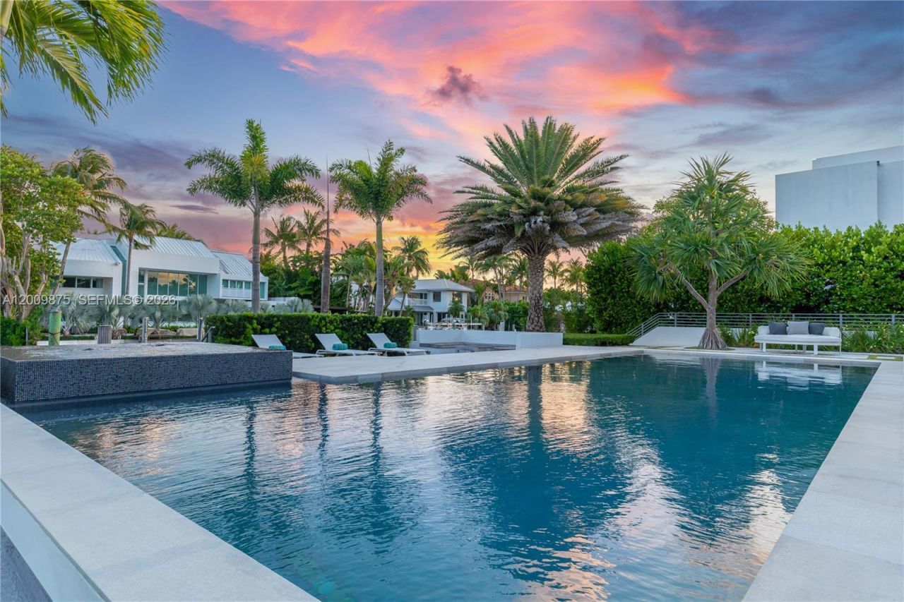 120 Knollwood Dr , Key Biscayne, FL 33149 Photo