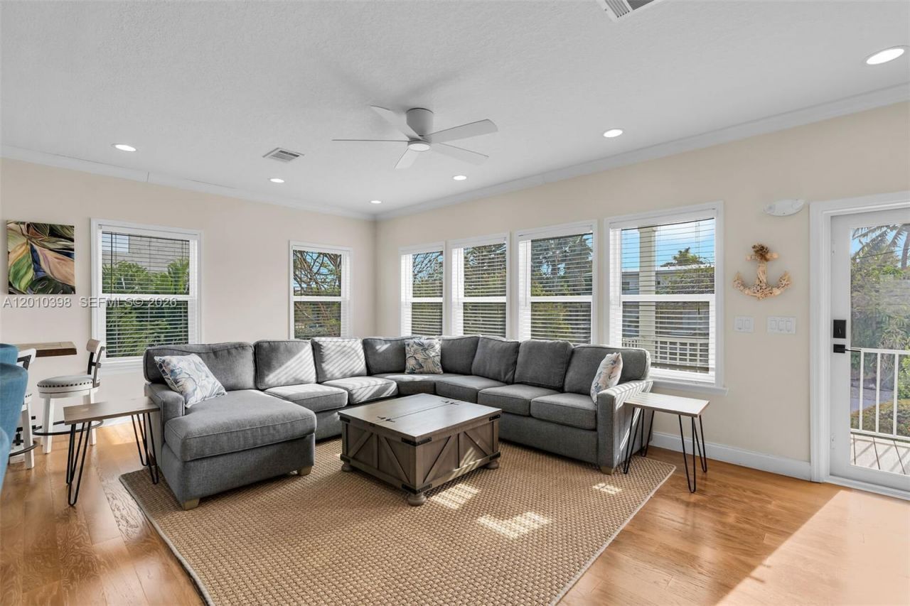 320 Calzada De Bougainville, Marathon, FL 33050 Photo